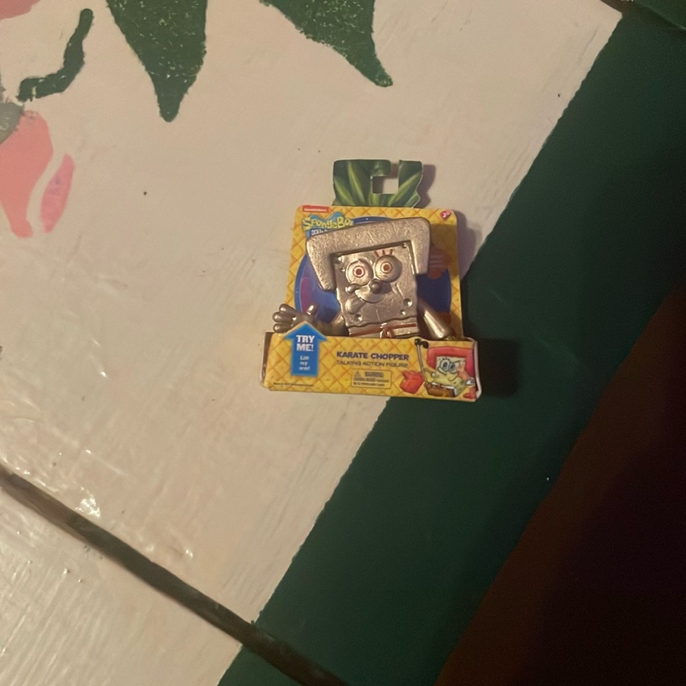 Gold Sponge Bob Mini Brand Toy (rare)